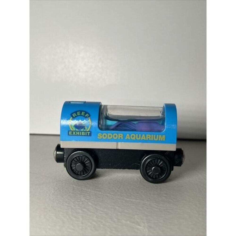 Shark Car Thomas & Friends Wooden Railway Sodor Aquarium Exhibit 2012